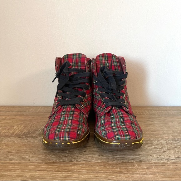 Doc Marten Hackney plaid boots canvas sz 6 woman’s - Picture 3 of 7